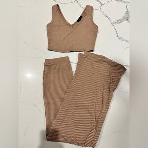 Brown 2 piece lounge set